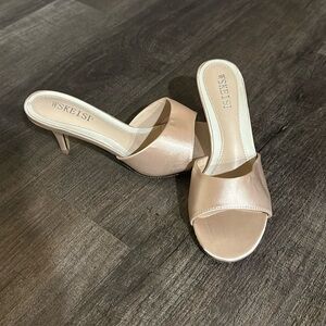 WSKEISP Neutral Cream/Tan Color Heels